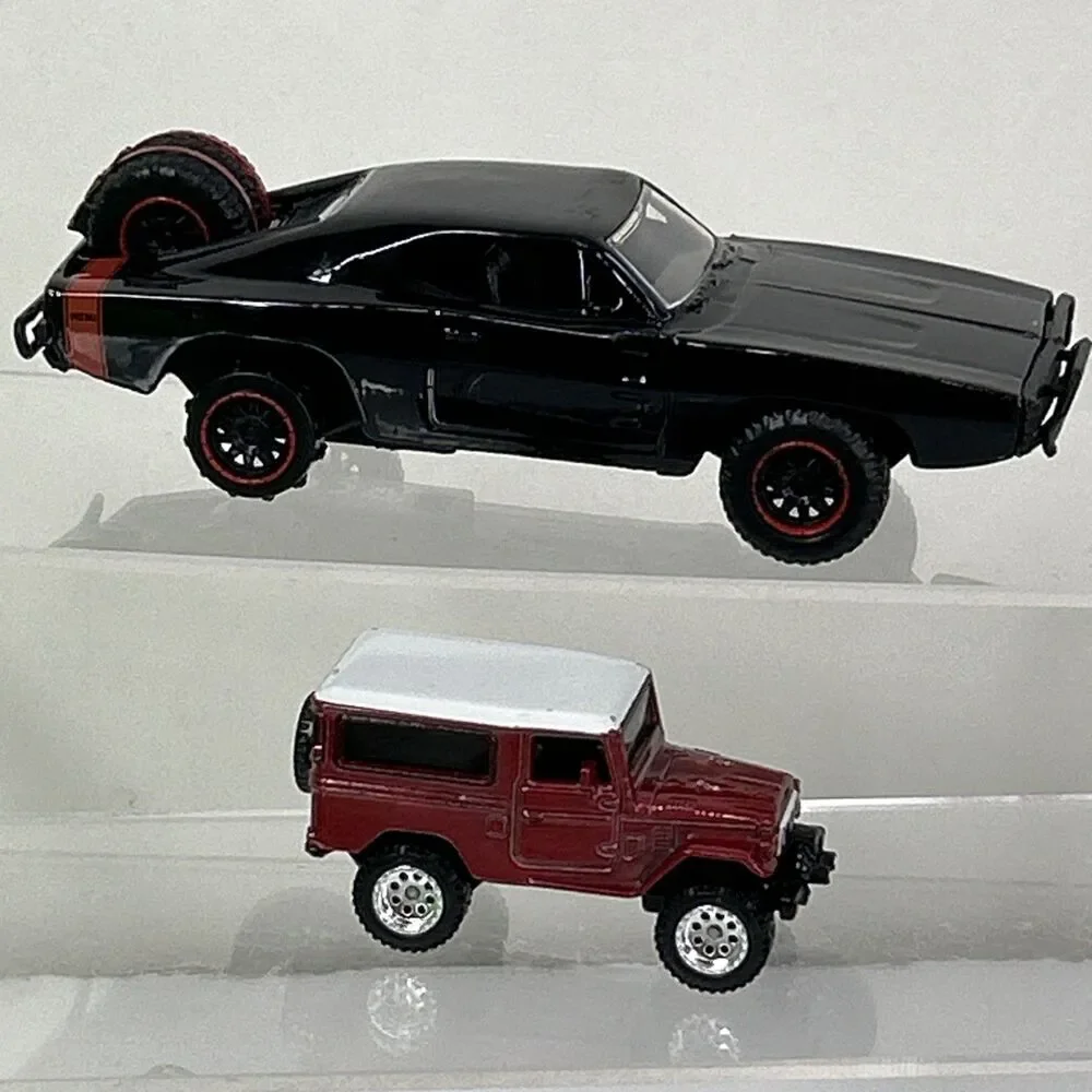 Fast & Furious 1970 Dom's Dodge Charger Jada 1:32 Toyota Land Cruiser FJ43 1:64